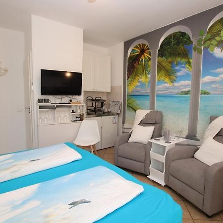 Blue Adria Suites Porec Ngoại thất bức ảnh